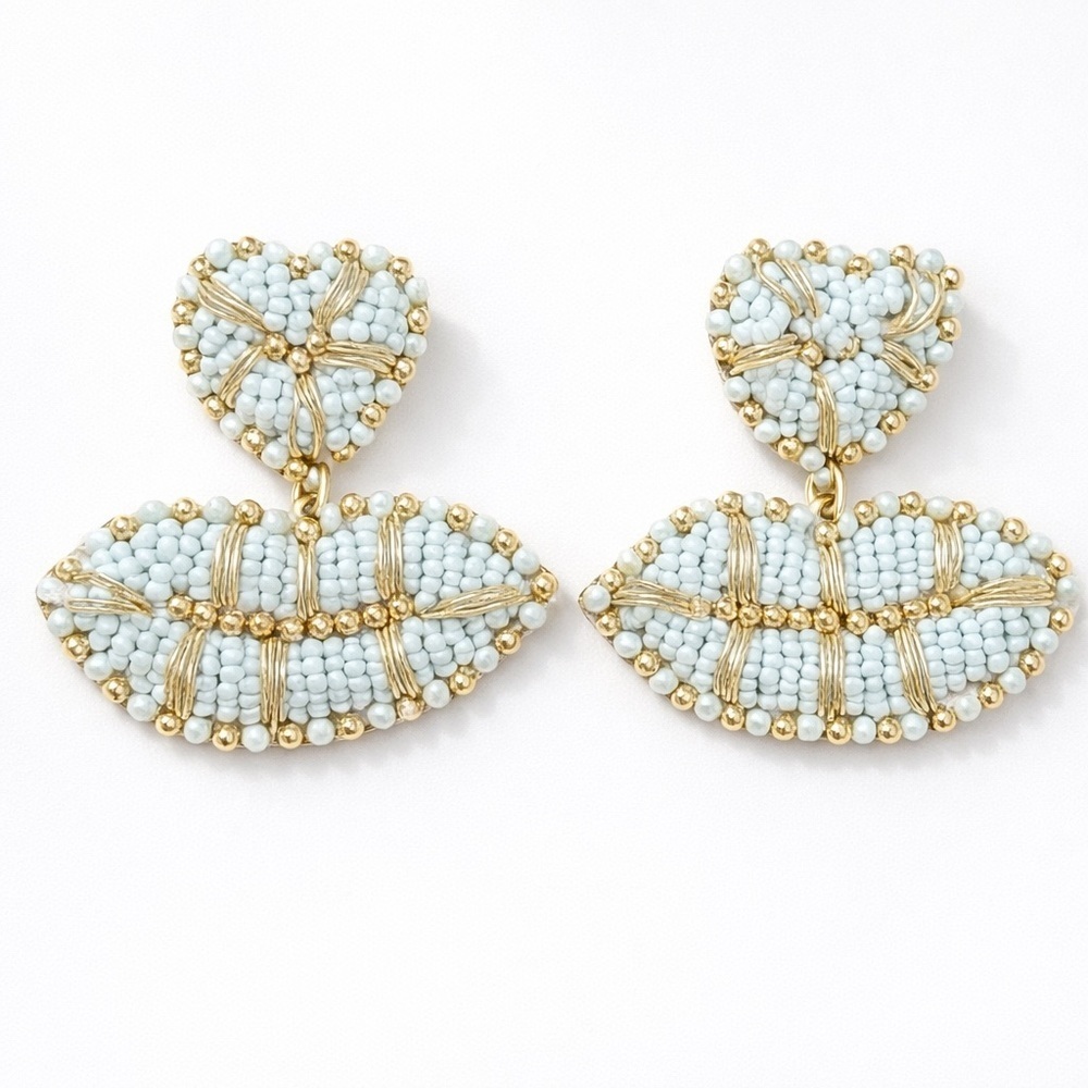 Gorgeous Gold and Cream Beaded Earrings